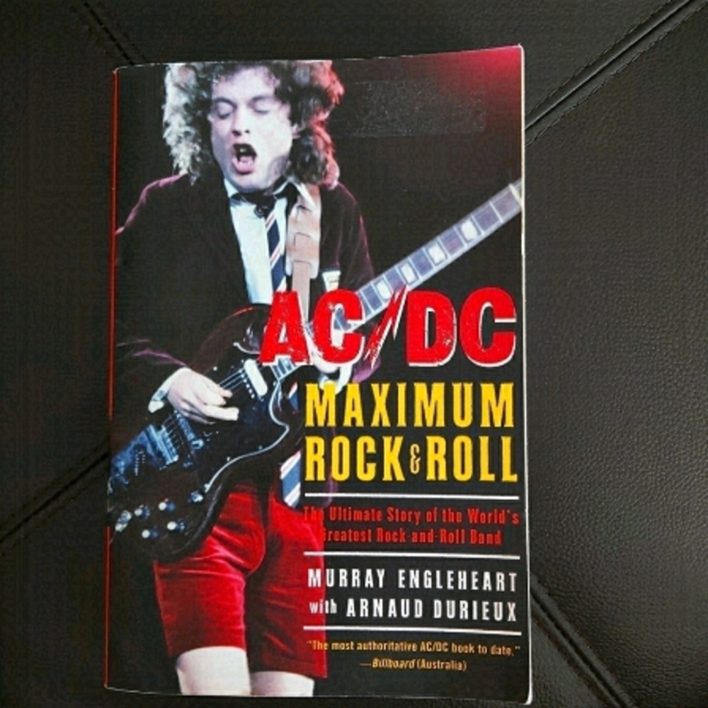 ac/dc Maximum Rock & Roll Book